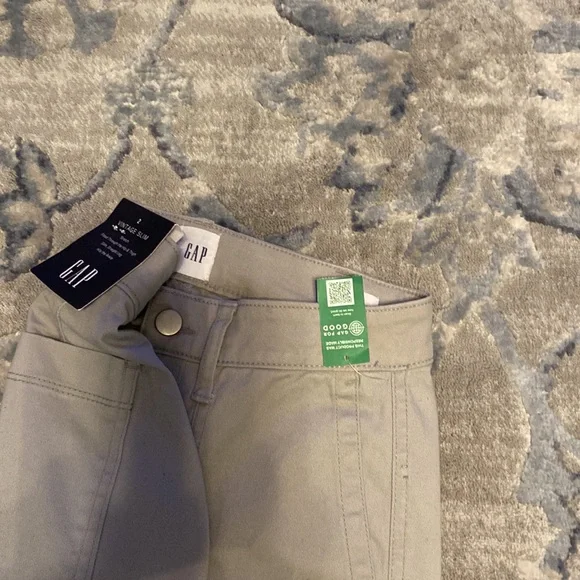 Gap pants